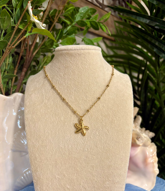Star Fish Pendant Necklace