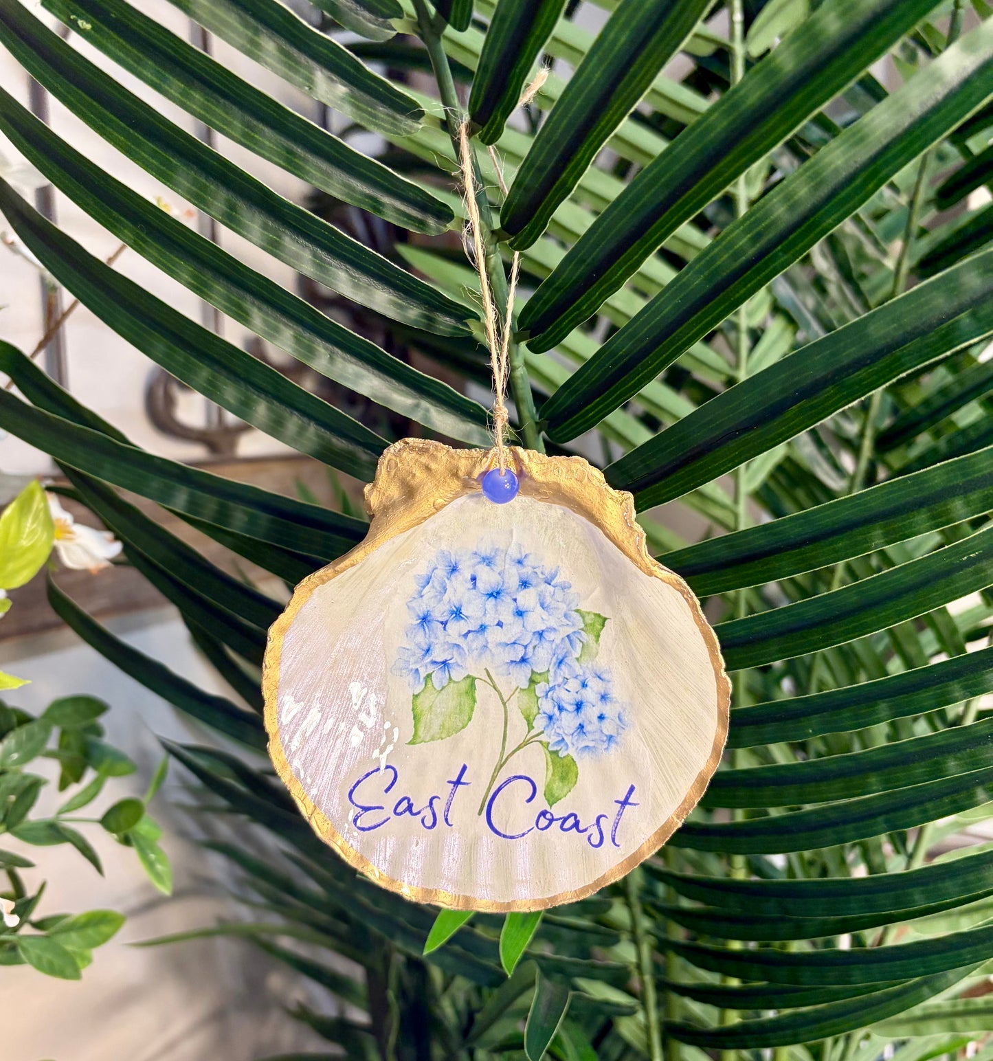East Coast Hydrangea Shell Ornament
