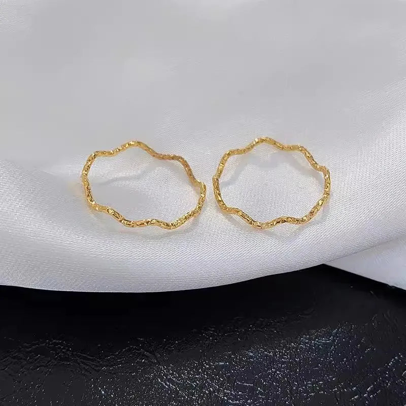 Delicate Waves Ring