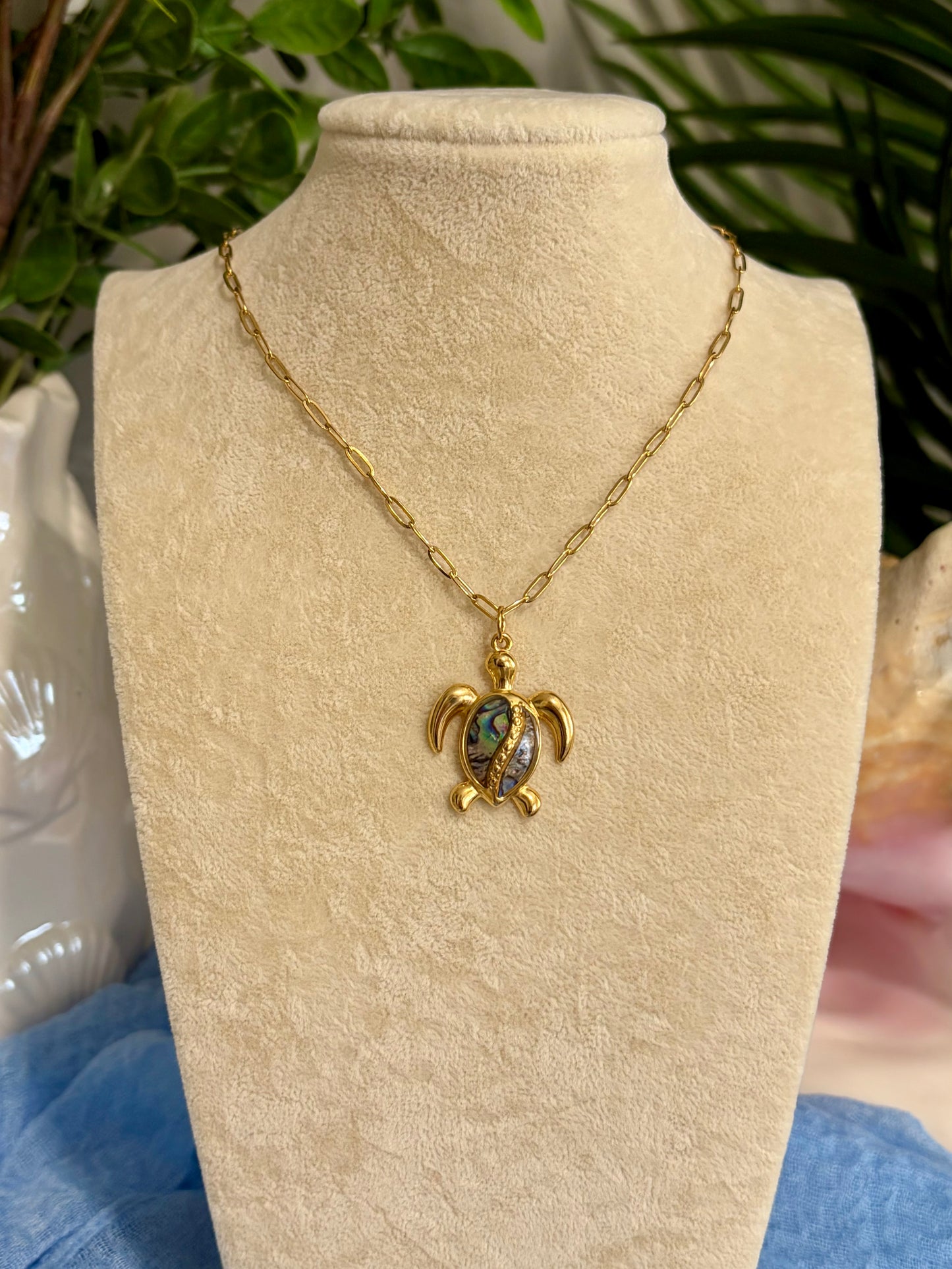 Sea Turtle Pendant Necklace