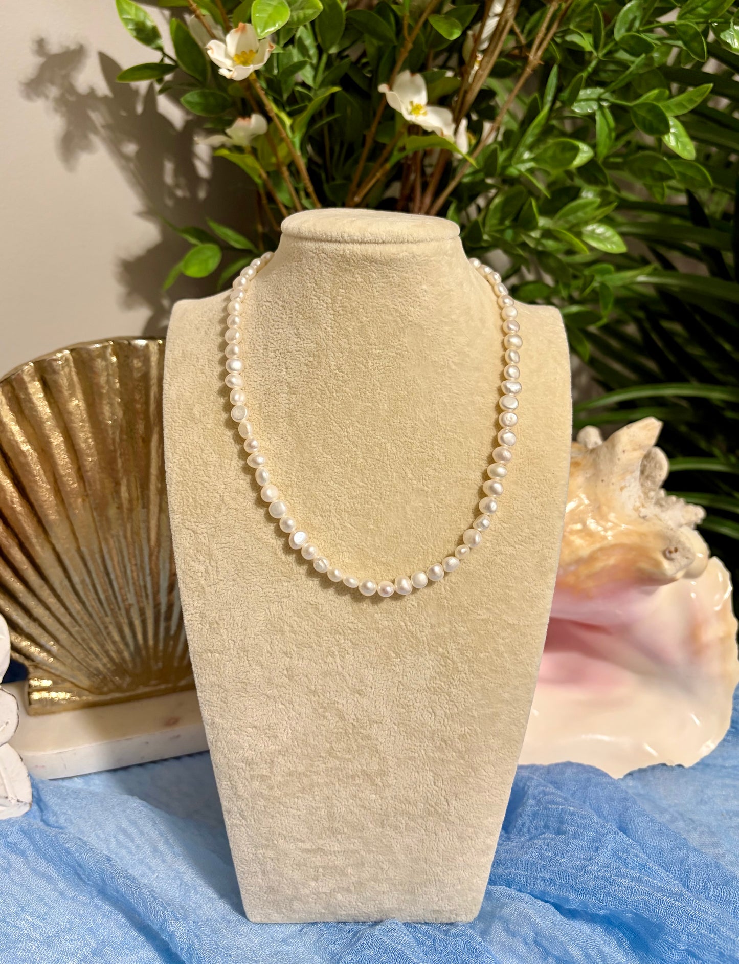 Freshwater Pearl Choker Necklace