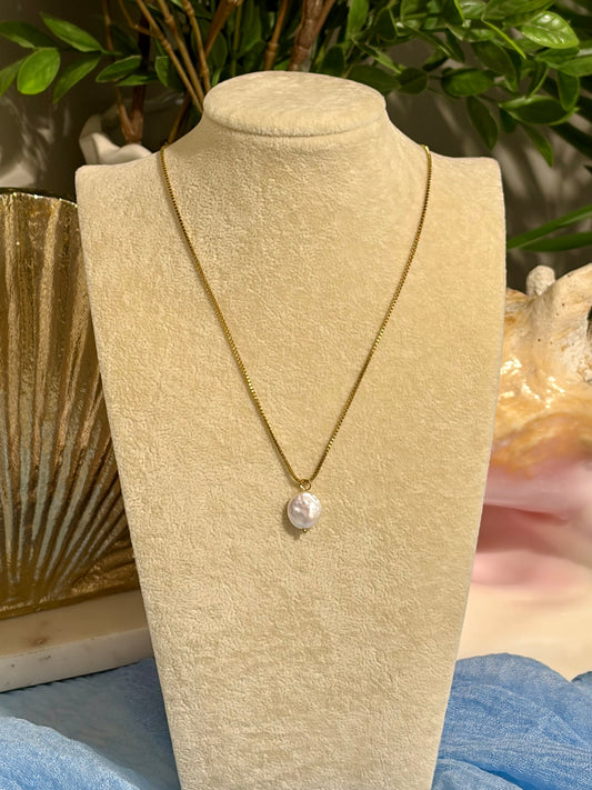 Baroque Freshwater Pearl Pendant Necklace
