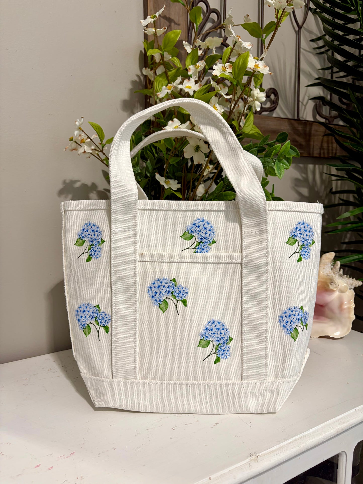 Hydrangea Tote Bag