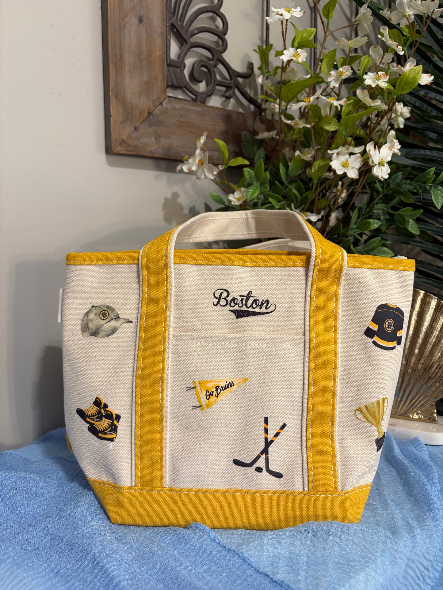 Boston Bruins Tote Bag