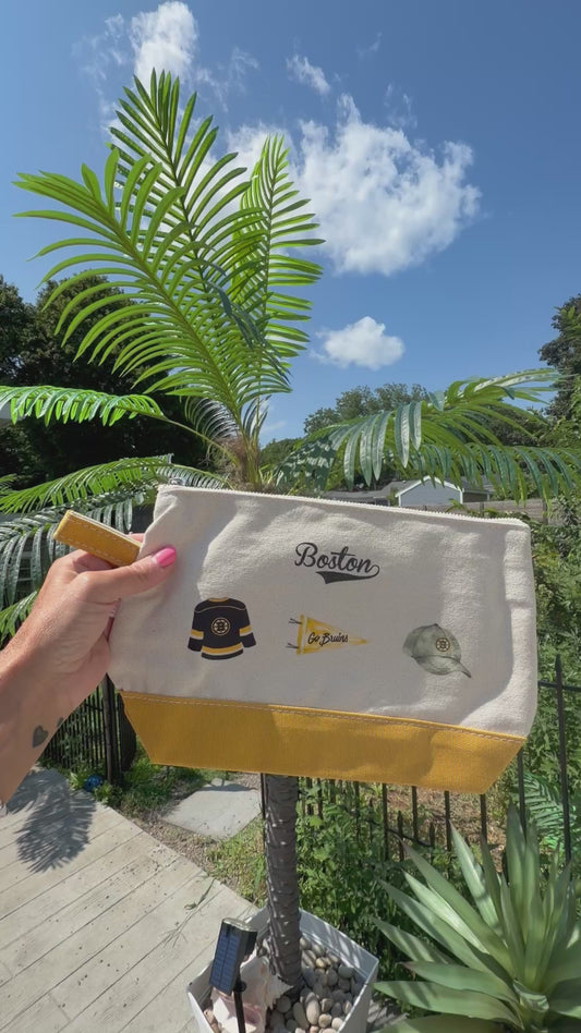 Boston Bruins Zippered Pouch